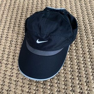 Nike Lightweight Hat 🧢